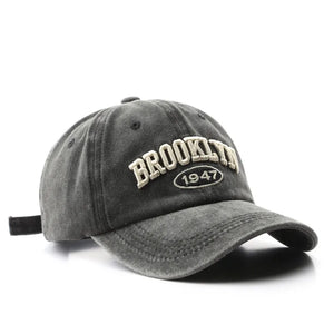 BrooklynCap™ – Boné Retrô Bordado